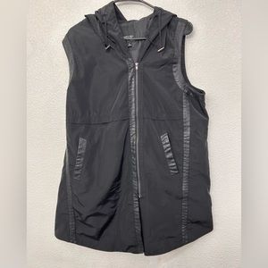 Simply Vera Verawang Black Hooded XL Vest
